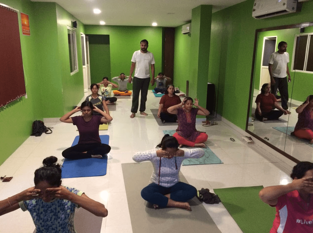 Tratak yoga therapy session